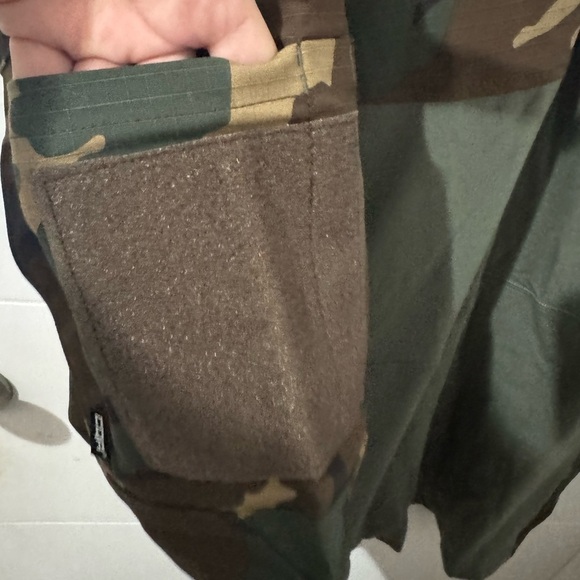 Men's CQR Camouflage Field Jacket - Picture 6 of 7